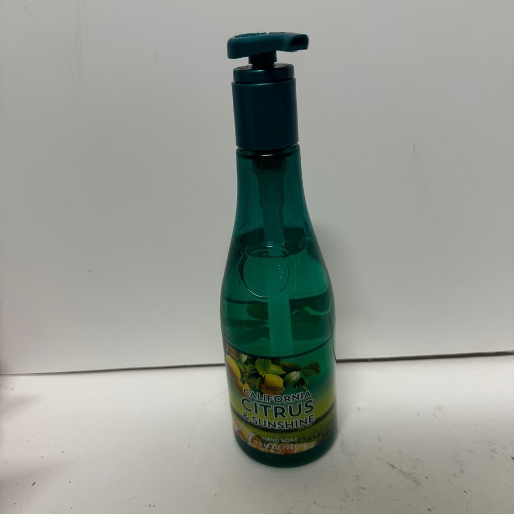 NEW Bath & Body Works California Citrus Sunshine Hand Soap 9.5 OZ